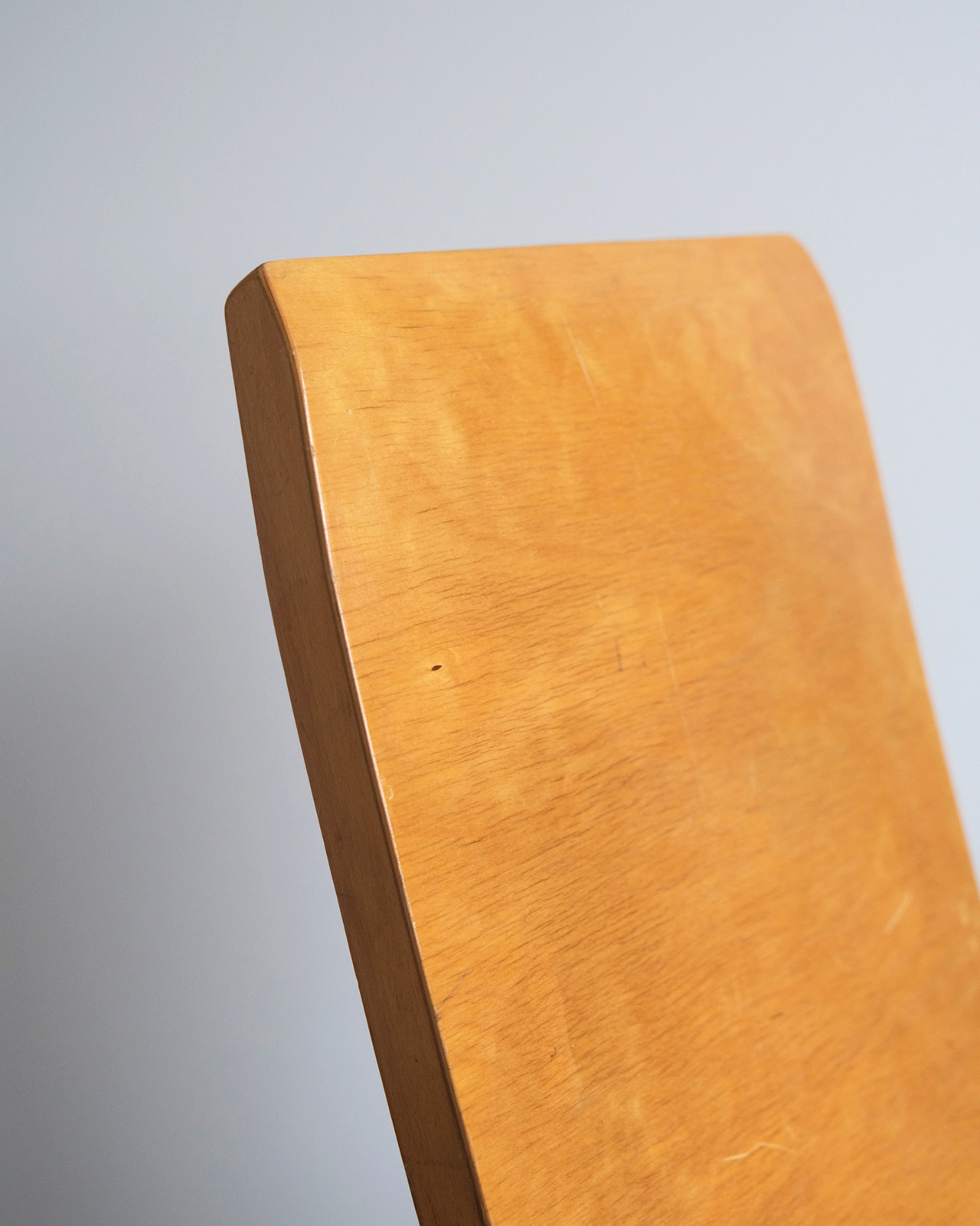 “860” Stacking Chair