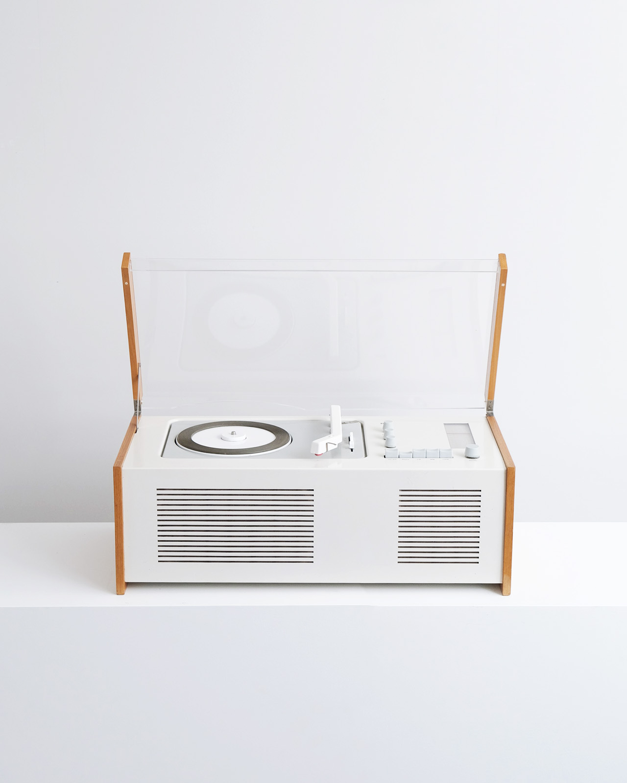 “SK61” Phonosuper